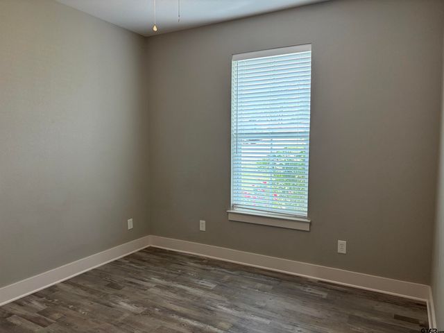 16208 Tulare, Lindale, TX 75771