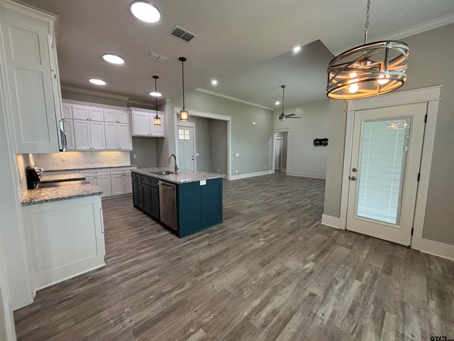 16208 Tulare, Lindale, TX 75771