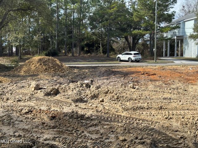 Nsn 18-21 Holiday Drive, Pass Christian, MS 39571