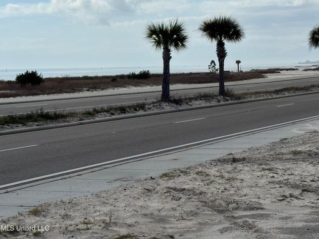 Nsn 18-21 Holiday Drive, Pass Christian, MS 39571