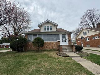 18230 Frazho Road, Roseville, MI 48066