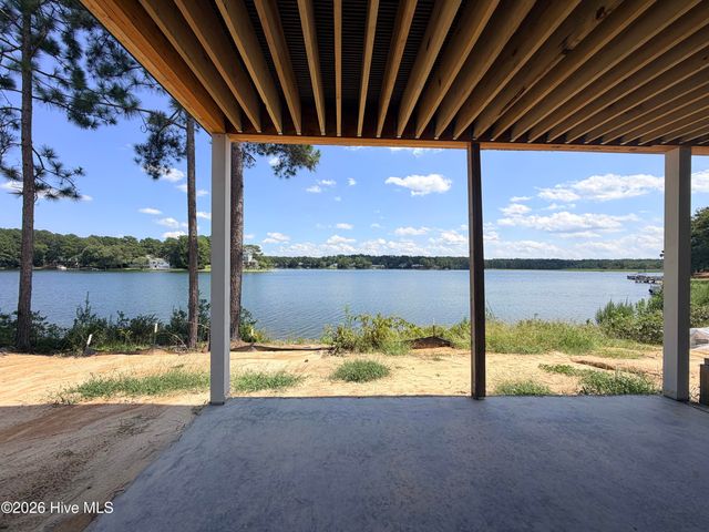 9 Lake Side Court, Pinehurst, NC 28374