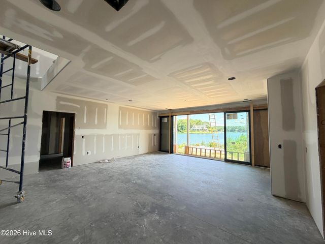 9 Lake Side Court, Pinehurst, NC 28374