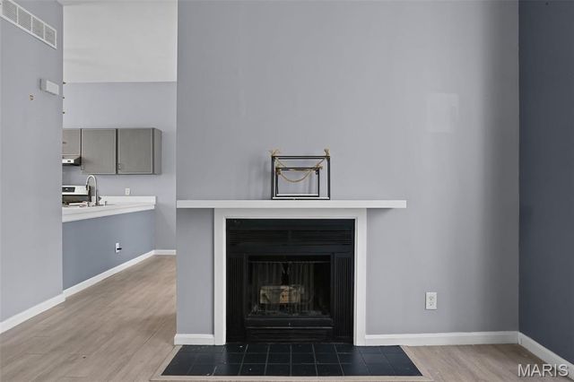 10 Columbus Square Drive, St Louis, MO 63101