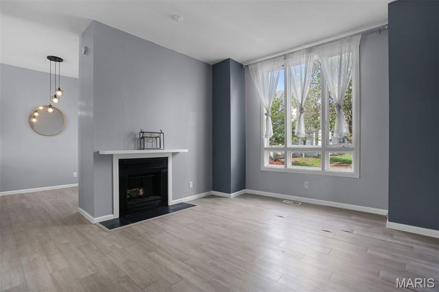 10 Columbus Square Drive, St Louis, MO 63101