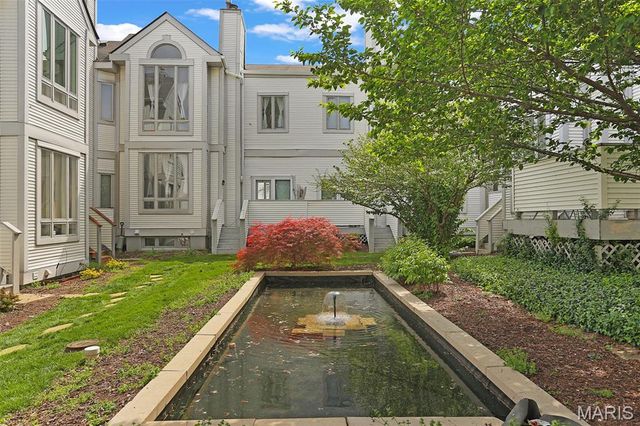 10 Columbus Square Drive, St Louis, MO 63101