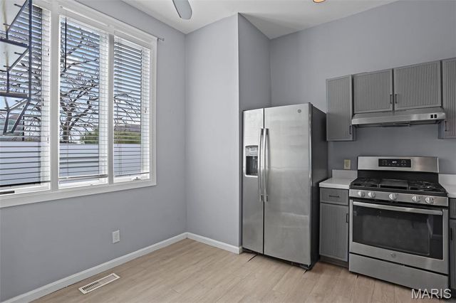 10 Columbus Square Drive, St Louis, MO 63101