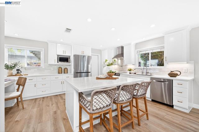 4127 Alvarado St, Pleasanton, CA 94566