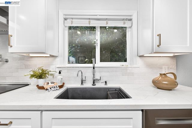 4127 Alvarado St, Pleasanton, CA 94566