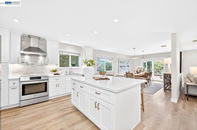 4127 Alvarado St, Pleasanton, CA 94566