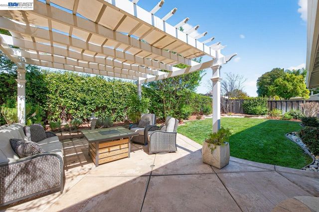 4127 Alvarado St, Pleasanton, CA 94566