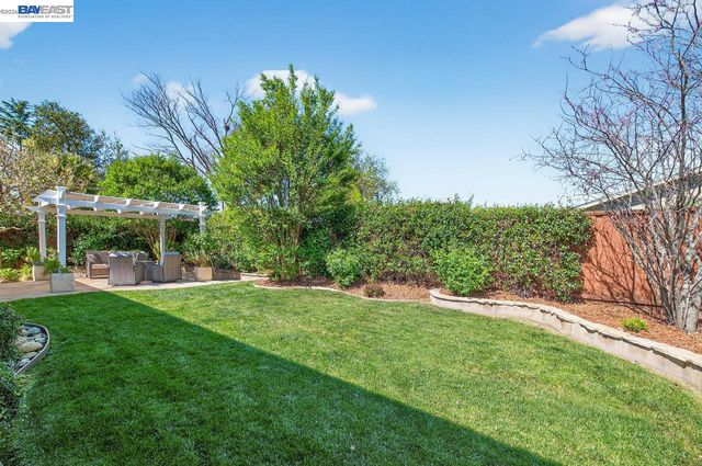 4127 Alvarado St, Pleasanton, CA 94566