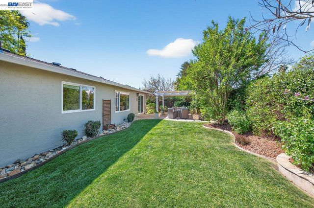 4127 Alvarado St, Pleasanton, CA 94566