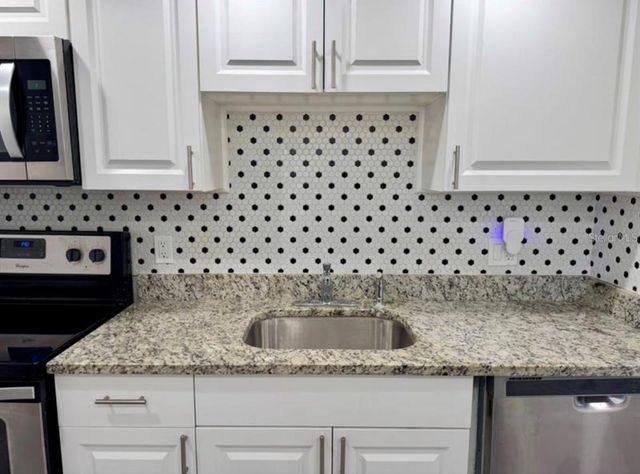 6312 NEWTOWN CIRCLE 12C2, Tampa, FL 33615