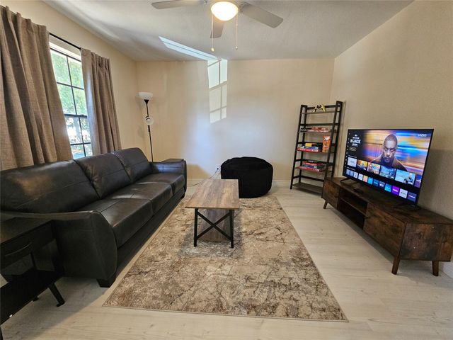 12334 Misty Laurel Drive, Houston, TX 77014