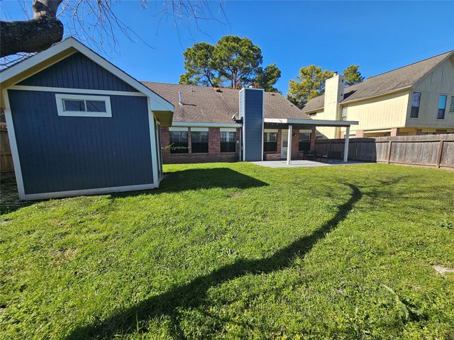 12334 Misty Laurel Drive, Houston, TX 77014