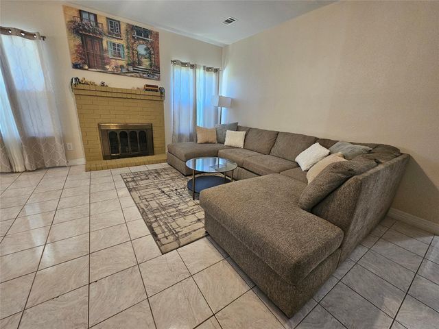 12334 Misty Laurel Drive, Houston, TX 77014