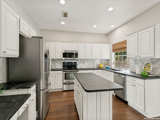 2034 Oak Dew, San Antonio, TX 78232