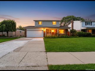 4146 Augustine Drive, Sterling Heights, MI 48310