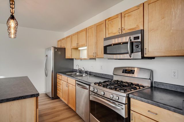 1829 3rd Avenue S 203, Minneapolis, MN 55404