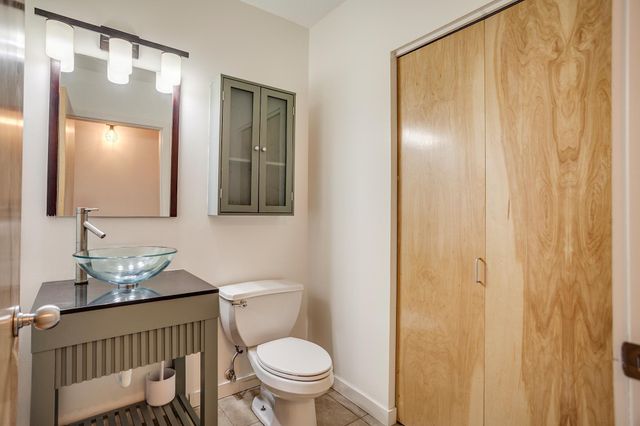 1829 3rd Avenue S 203, Minneapolis, MN 55404