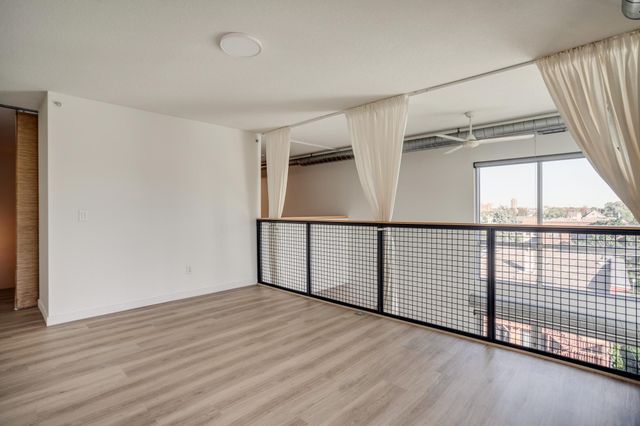 1829 3rd Avenue S 203, Minneapolis, MN 55404