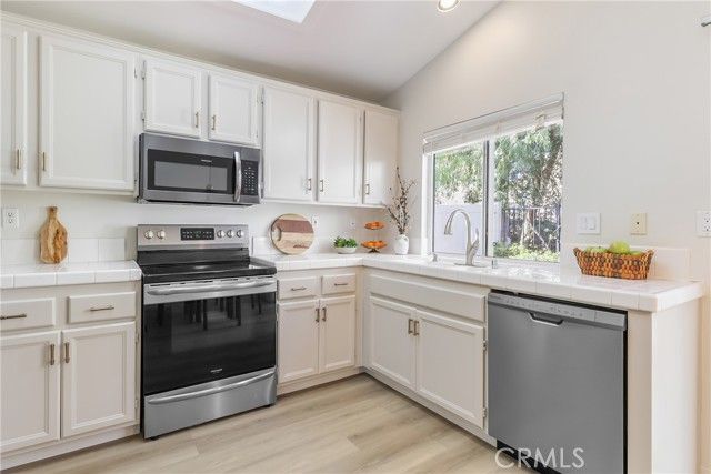 23948 Via Astuto, Murrieta, CA 92562