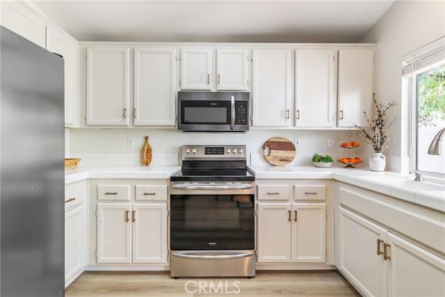 23948 Via Astuto, Murrieta, CA 92562