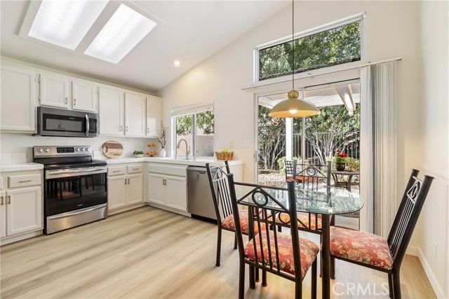 23948 Via Astuto, Murrieta, CA 92562