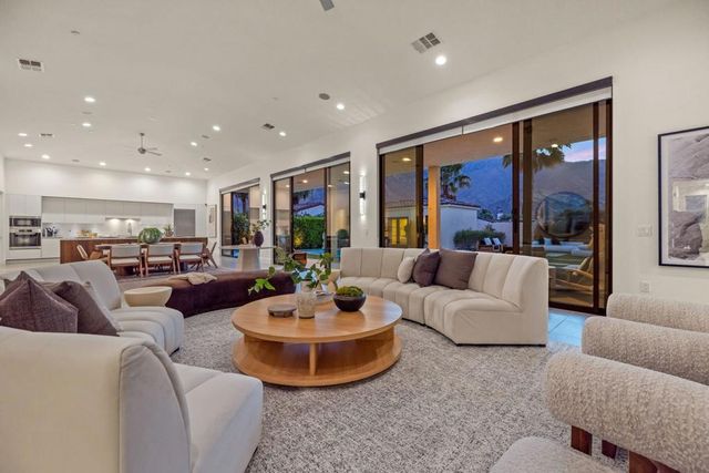 3085 Arroyo Seco, Palm Springs, CA 92264