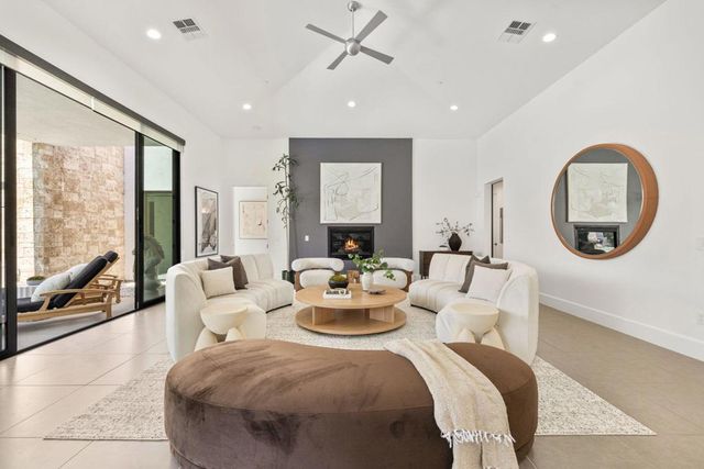 3085 Arroyo Seco, Palm Springs, CA 92264