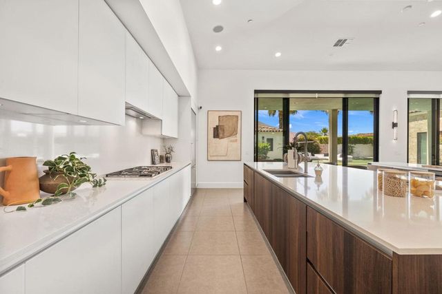 3085 Arroyo Seco, Palm Springs, CA 92264