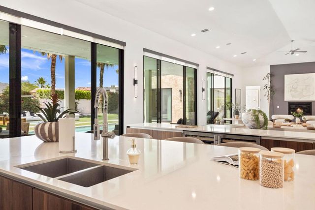 3085 Arroyo Seco, Palm Springs, CA 92264