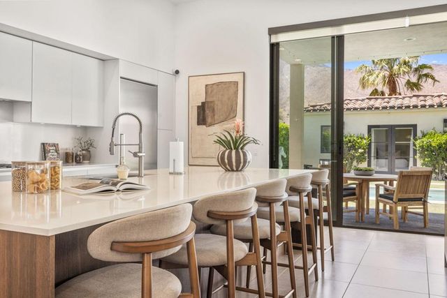 3085 Arroyo Seco, Palm Springs, CA 92264