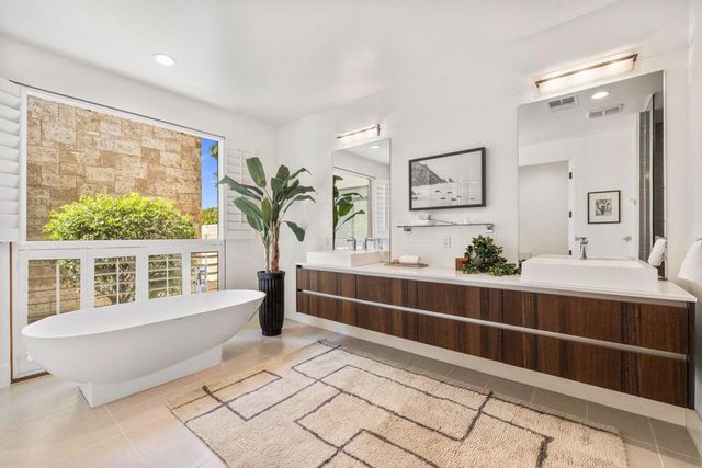3085 Arroyo Seco, Palm Springs, CA 92264
