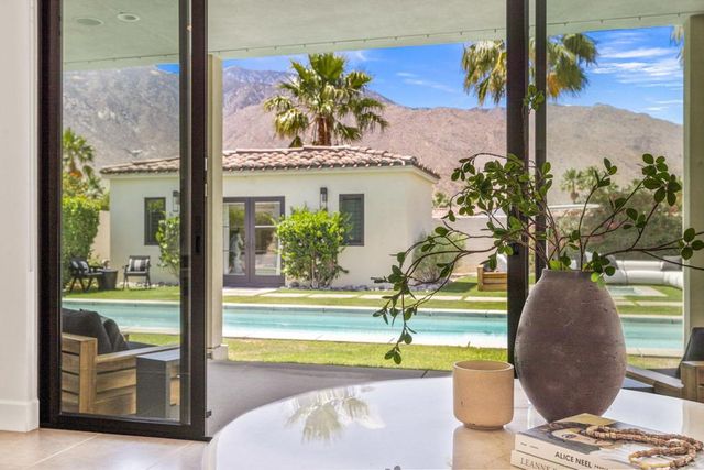 3085 Arroyo Seco, Palm Springs, CA 92264