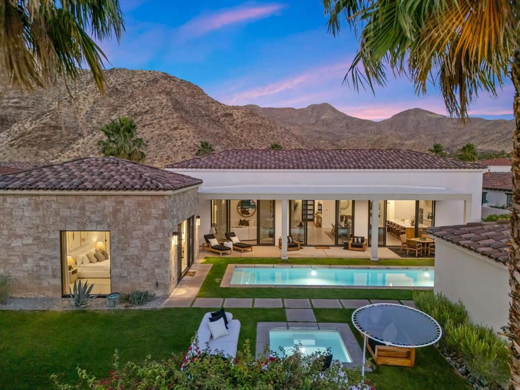 3085 Arroyo Seco, Palm Springs, CA 92264