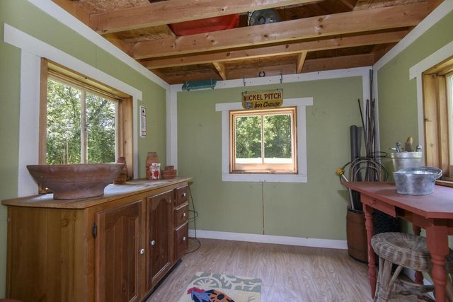W247S8375 Stonehill DRIVE, Mukwonago, WI 53149