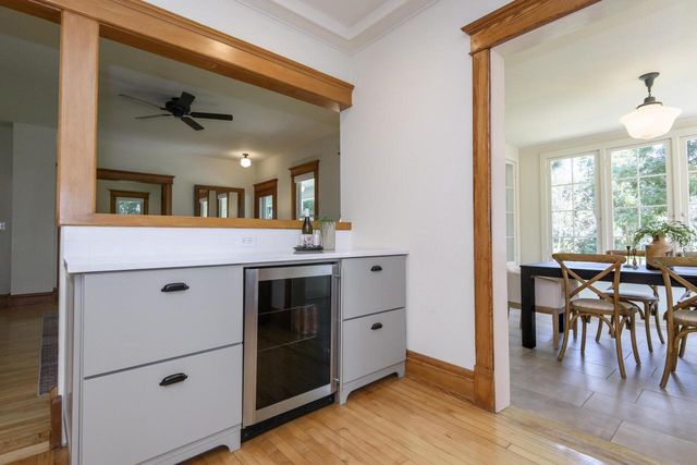 W247S8375 Stonehill DRIVE, Mukwonago, WI 53149