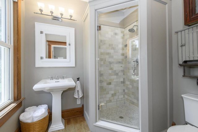 W247S8375 Stonehill DRIVE, Mukwonago, WI 53149