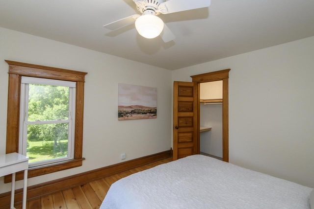 W247S8375 Stonehill DRIVE, Mukwonago, WI 53149