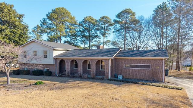 115 Windsor Drive, Calhoun, GA 30701