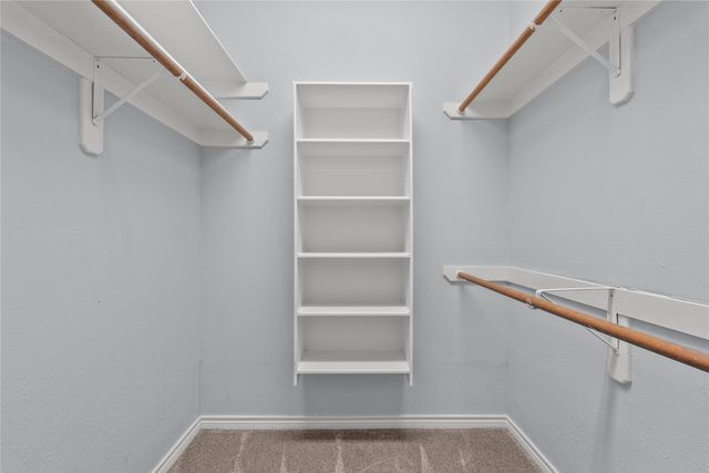 323 Colony Creek Drive, Dickinson, TX 77539