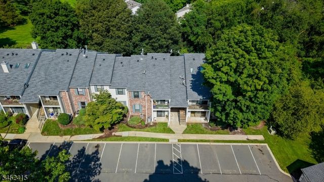60 Taylor Dr, Franklin Twp., NJ 08823