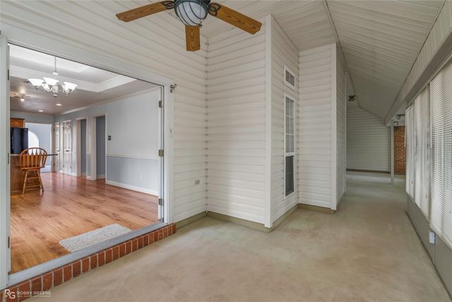 210 Country Club Drive, Benton, LA 71006