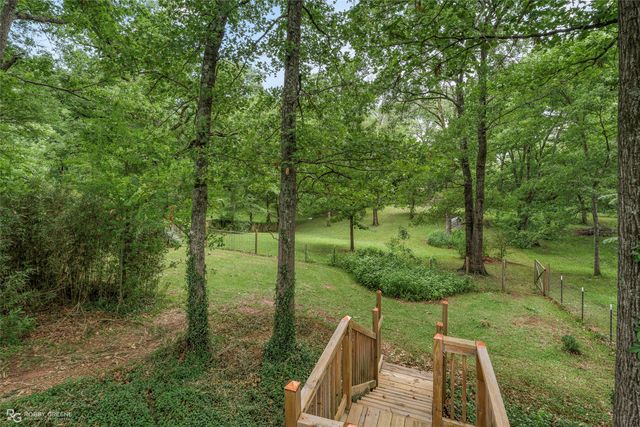 210 Country Club Drive, Benton, LA 71006