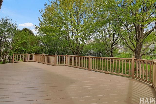 182 Montclair Road, Vernon Hills, IL 60061