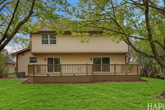 182 Montclair Road, Vernon Hills, IL 60061