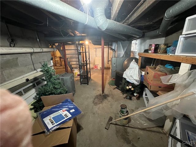 19 Silver Avenue, Auburn, NY 13021