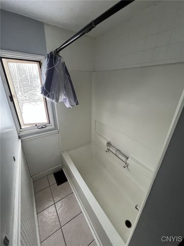 19 Silver Avenue, Auburn, NY 13021